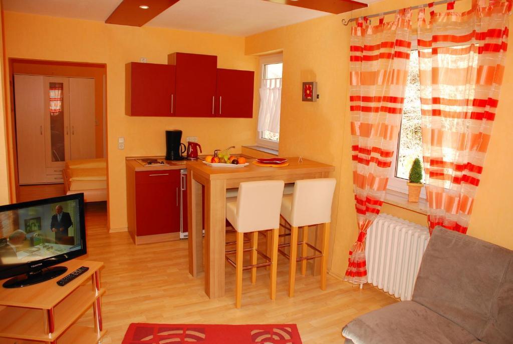 Hotel Heissinger Бад-Бернек  Номер фото