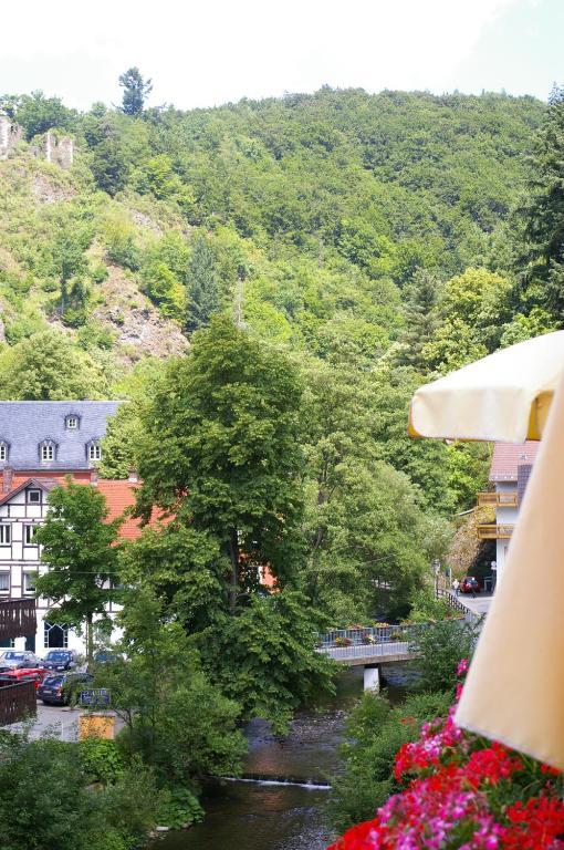 Hotel Heissinger Бад-Бернек  Экстерьер фото